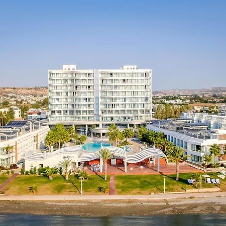 Radisson Beach Resort Ларнака Екстериор снимка