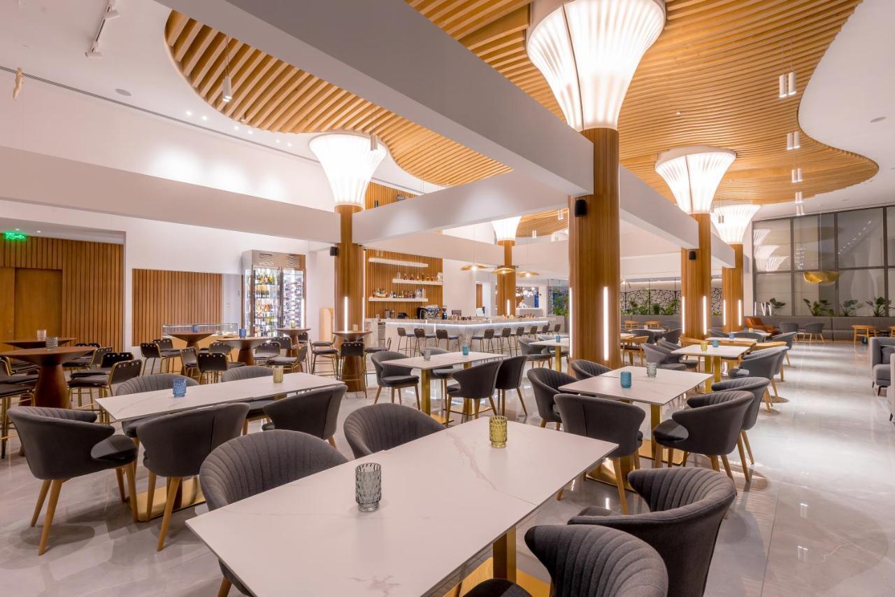 Radisson Beach Resort Ларнака Екстериор снимка